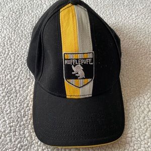 Wizarding World Universal Studios Hufflepuff hat